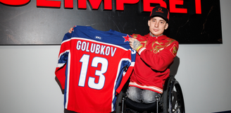OLIMPBET пригласил на хоккей двукратного паралимпийского чемпиона Ивана Голубкова